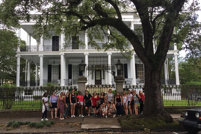 New Orleans Small-Group Garden District Walking Tour - Sidewalks, weather, and what to bring