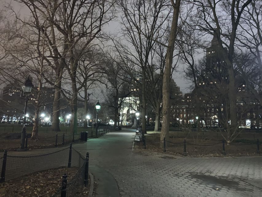 New York City: Gangsters and Ghosts 2-Hour Walking Tour - Key points at a glance