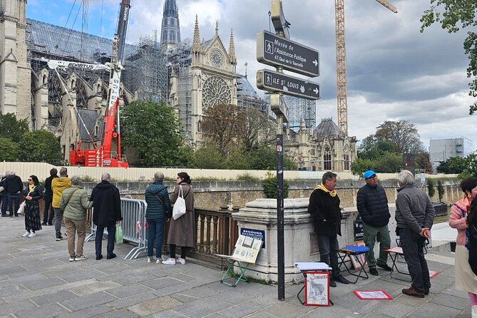 Notre Dame Outdoor Walking Tour and Entrance to Sainte Chapelle - Who should book this experience?