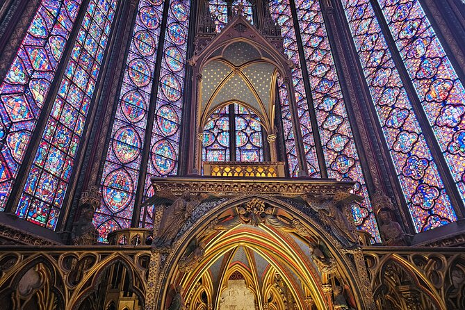 Notre Dame Outdoor Walking Tour and Entrance to Sainte Chapelle - A quick look near Shakespeare and Company
