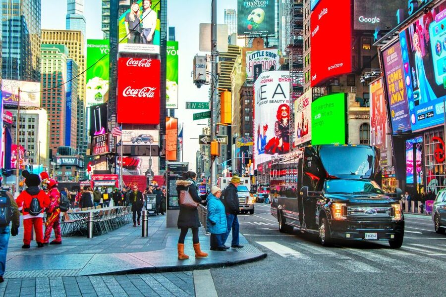 NYC: Guided Bus and Walking Tour with Staten Island Ferry - Key points to know before booking