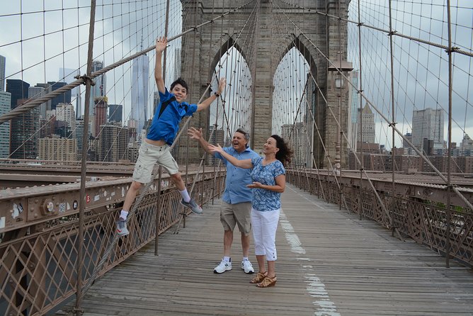 NYC Professional Photoshoot and Walking Tour with Private Guide - Central Park and the Upper East Side
