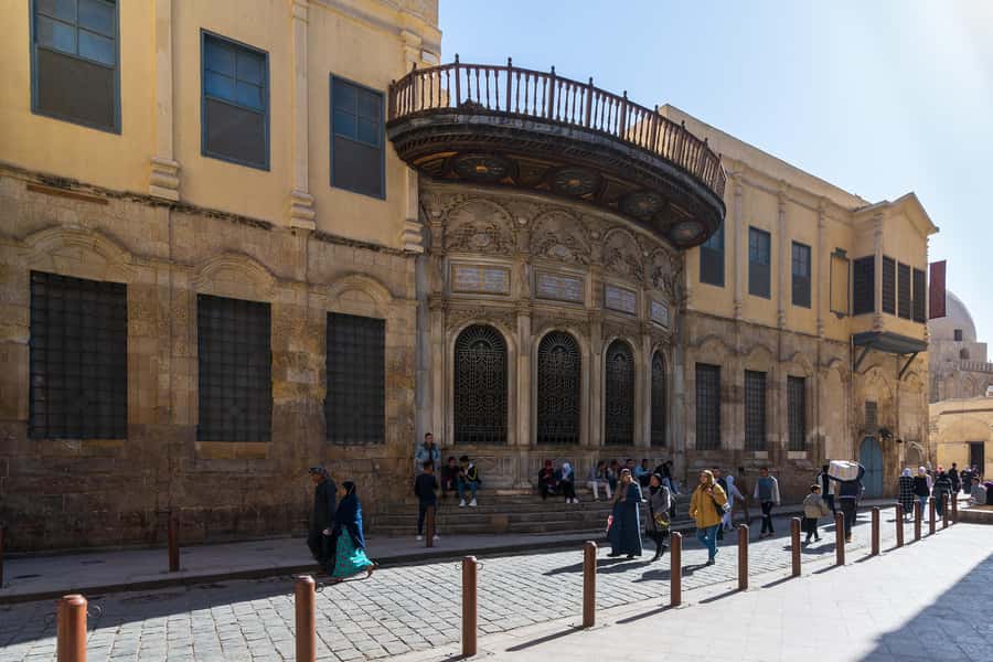 Old Cairo Guided Walk Tour: History, Culture & Street Bites - Sultan Barquq and the Mamluk sense of scale
