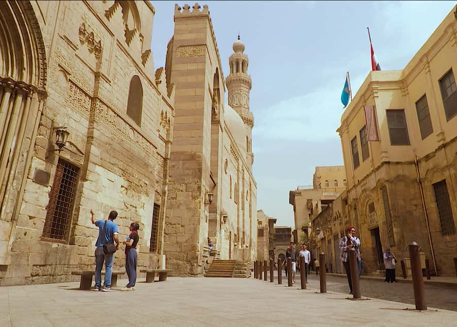 Old Cairo Guided Walk Tour: History, Culture & Street Bites - Qalawun Complex and medieval Cairo in one stop