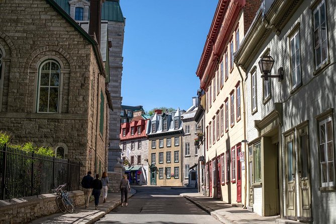Old Quebec City Food Tour with 10+ Autentic Local Tastings - How much walking and waiting to expect