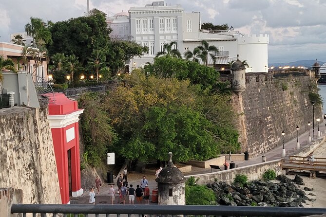 Old San Juan Walking Tour - La Muralla and the walk back