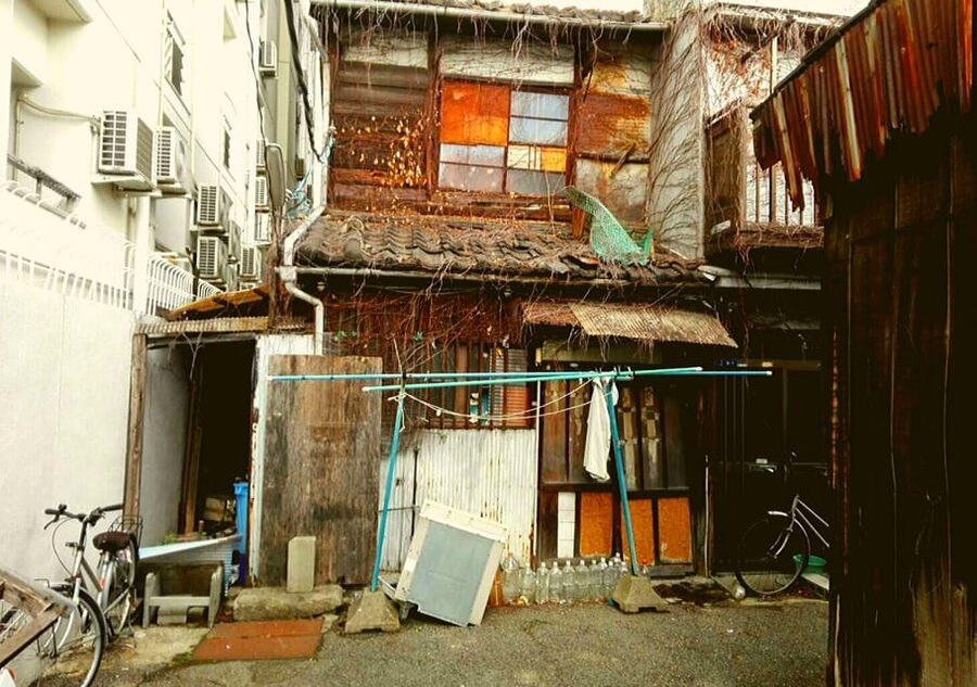 Osaka: Deep Backstreets Walking Tour with Dinner Option - The subjects most sightseeing tours avoid