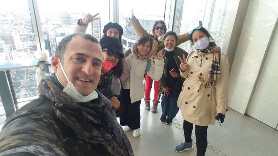 Osaka: Main Sights and Hidden Spots Guided Walking Tour - Harukas 300 and the food hall below