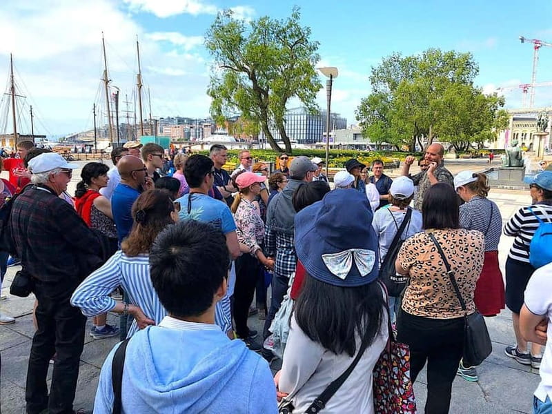 Oslo: Guided Walking Tour of Central Oslo with Local Guide - A smart first look at Oslo for $14