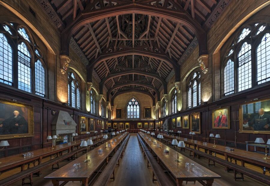 Oxford: University and City Walking Tour with Alumni Guide - Comparing the $40 price with the experience