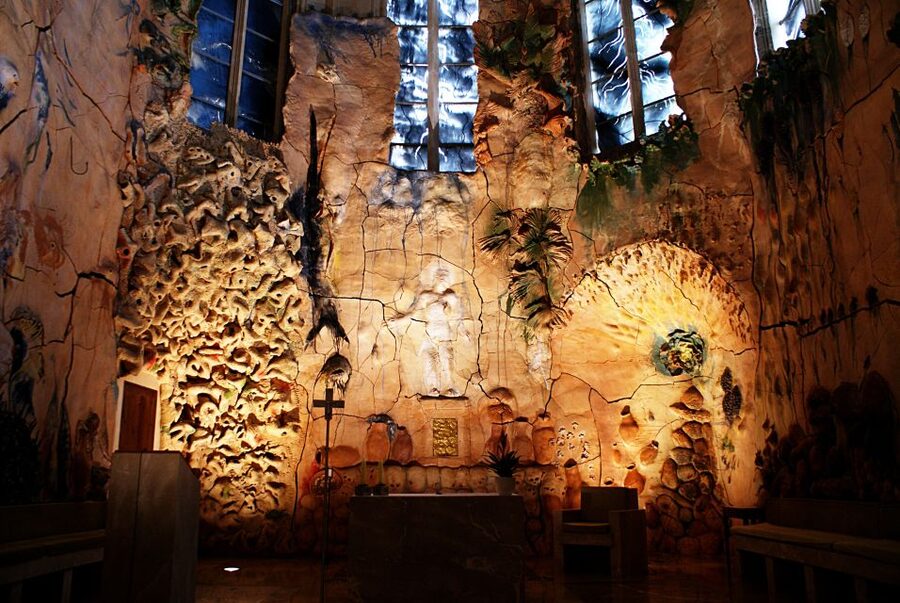 Palma de Mallorca: City Walking Tour with The Cathedral - Starting at Parc de la Mar beside Palma Cathedral