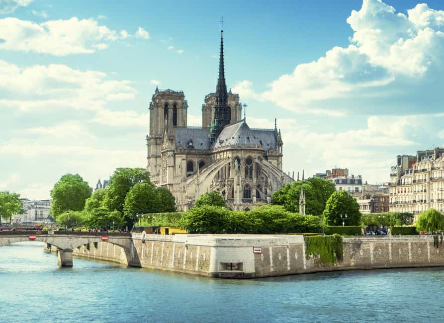 Paris: Early Access Notre Dame Cathedral Walking Tour - The Seine and the birthplace of Paris