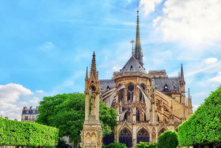 Paris: Early Access Notre Dame Cathedral Walking Tour - The Conciergerie and the oldest royal setting