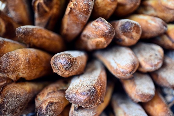 Paris Le Marais Food Tour With 10+ Tastings, Cheese, Wine & More - Starting with coffee and croissants near Rue Saint-Antoine