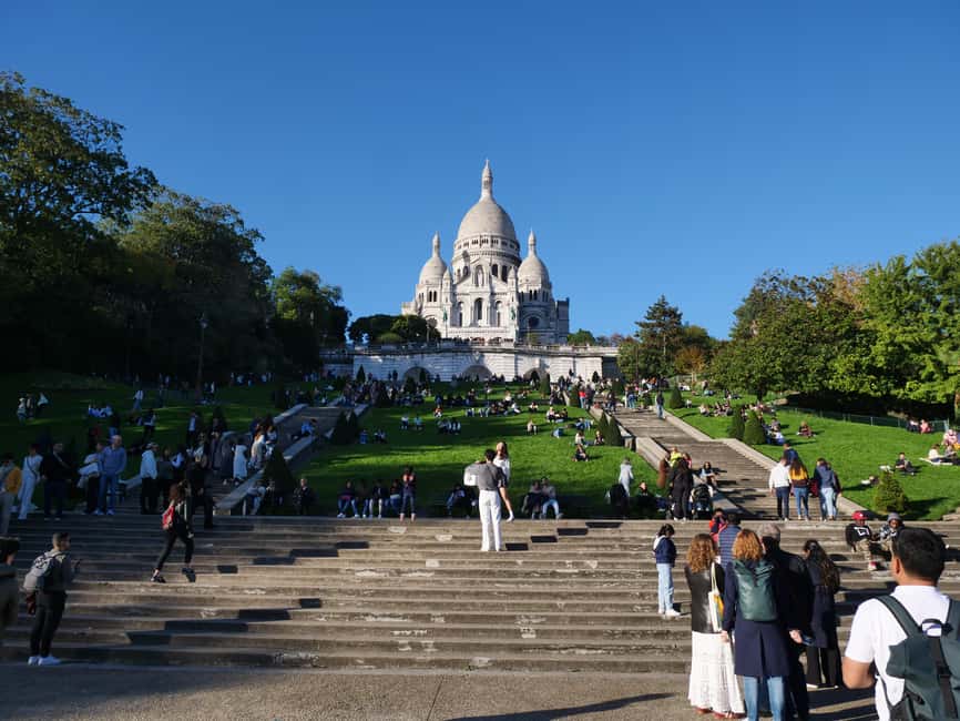 Paris: Montmartre Must-See Walking Tour with a Local Guide - Why this Montmartre walk works so well