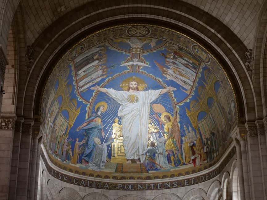 Paris: Montmartre Must-See Walking Tour with a Local Guide - A vineyard, La Maison Rose, and the quieter side of the hill