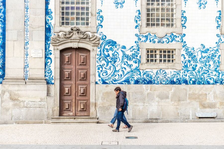Porto: 3-Hour Guided City Highlights Walking Tour - Clérigos Church and the famous tower