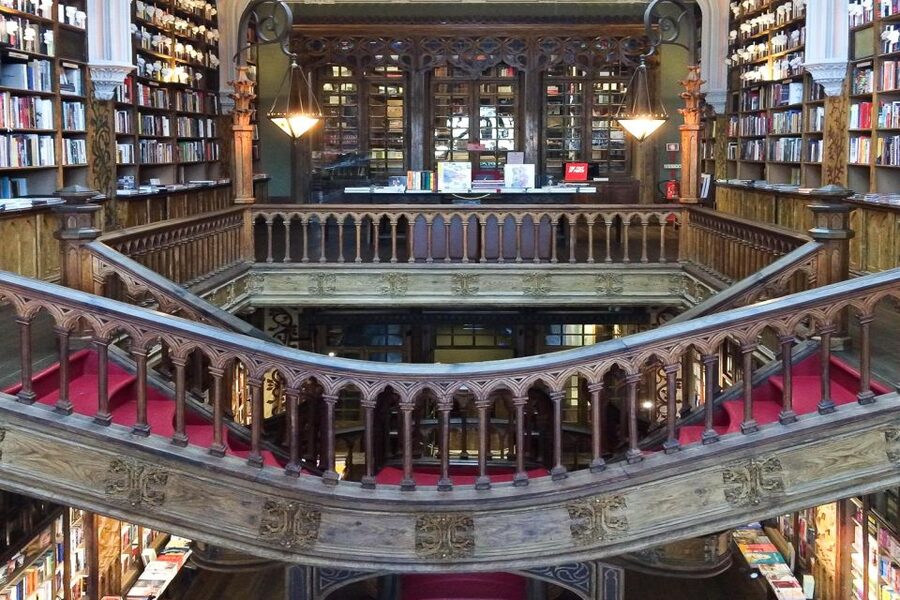 Porto: Guided Walking Tour and Lello Bookshop - Bolhão Market, Carmo, and Carmelitas