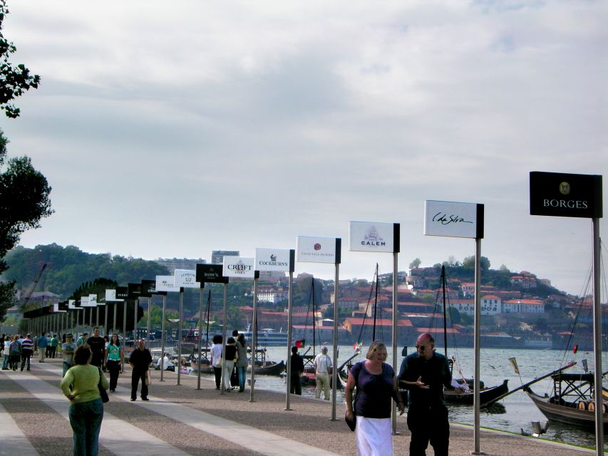 Porto: Port and Douro Wine Walking Tour with 9 Tastings - The walking route is short, but comfort still matters