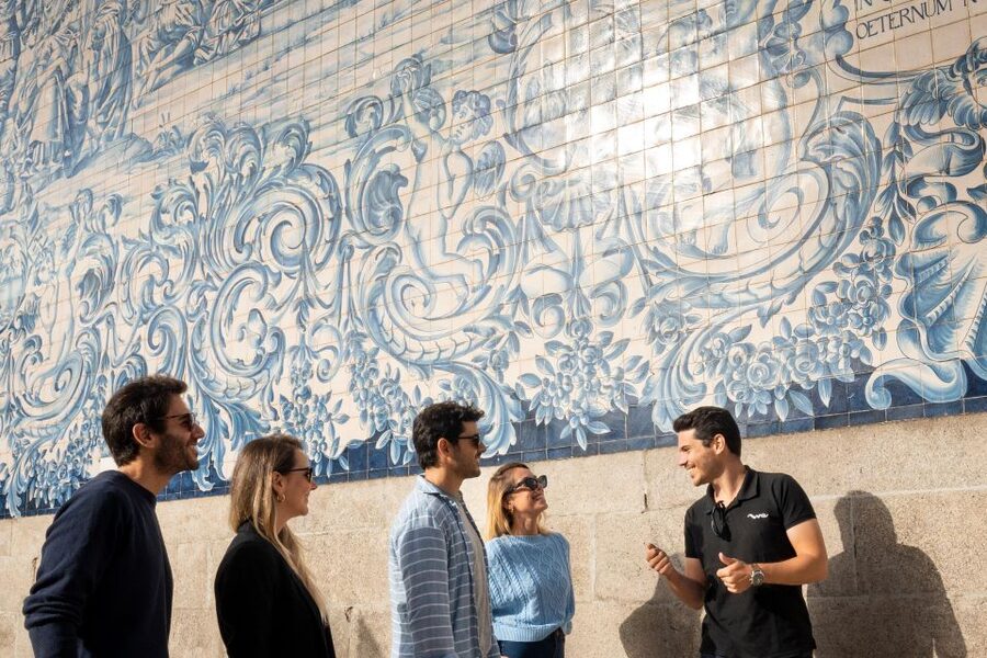 Porto: Walking Tour, Lello Bookshop, Boat and Cable Car - Why this Porto combination works
