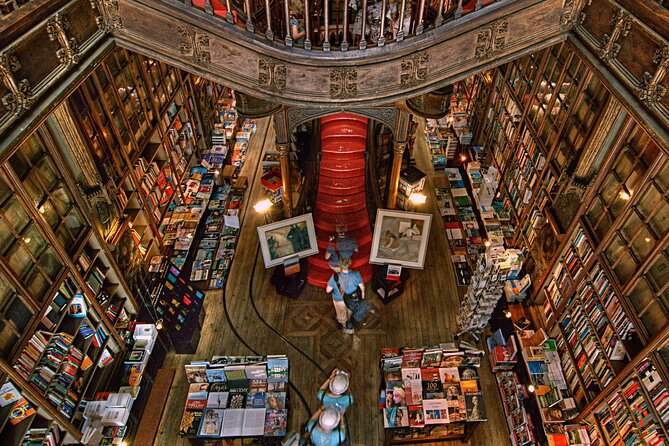 Porto Walking Tour, Lello Bookshop, River Cruise and Cable Car - Finishing on the Douro at Cais de Gaia