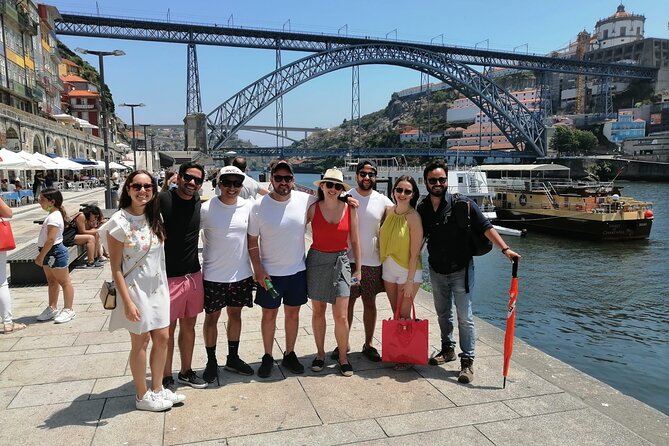 Porto Walking Tour - The Perfect Introduction to the City - Carmo Church and the famous Porto tilework