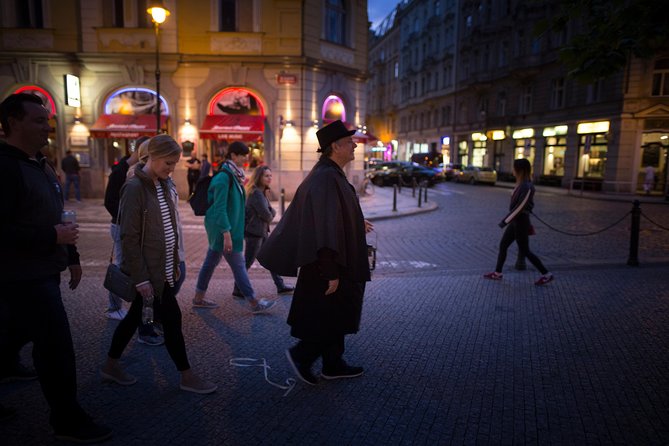 Prague Ghost and Legend of Old Town Walking Tour - A painter at U Obecního dvora