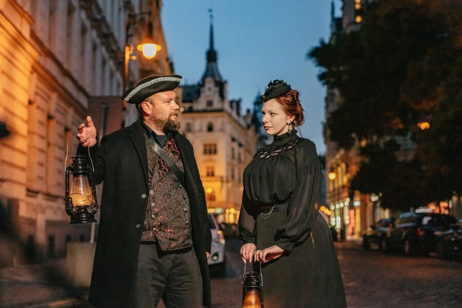 Prague: Ghosts and Legends Nighttime Guided Walking Tour - Key things to know before you go