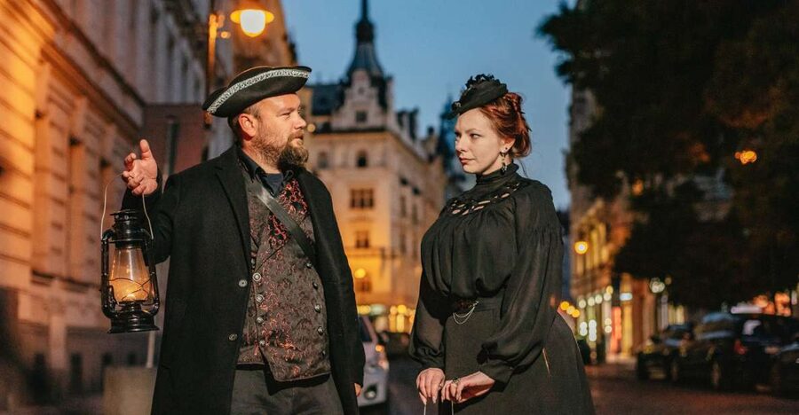 Prague: Ghosts and Legends Nighttime Guided Walking Tour - Timing, group size, and comfort