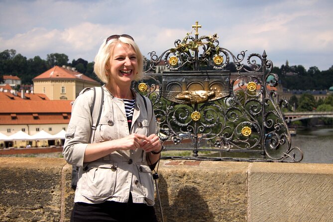 Prague Guided Walking Tour and Cruise with Authentic Czech Lunch - Czech lunch near Old Town Square