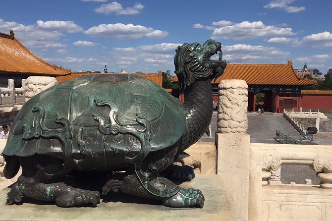 Private Beijing Walking Tour of the Forbidden City with 7 Options - Why a private guide helps inside the Forbidden City
