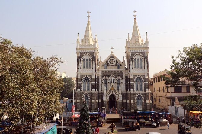 Private Guided Walking Tour in Bandra Queen of Suburbs - Why Bandra Makes a Good Mumbai Walking Tour
