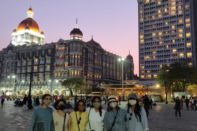 Private Guided Walking Tour in Fort & Colaba - St. Thomas Cathedral and Mumbai’s early city center