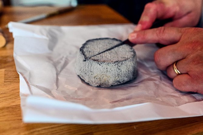 Private Montmartre Food Tour with Wine, Cheese & Pastries - The 18th arrondissement beyond the postcard