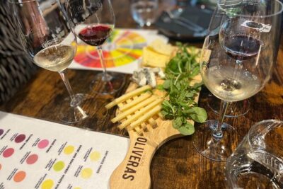 Professional – Bordeaux Wine and Cheese Tasting with a walking tour