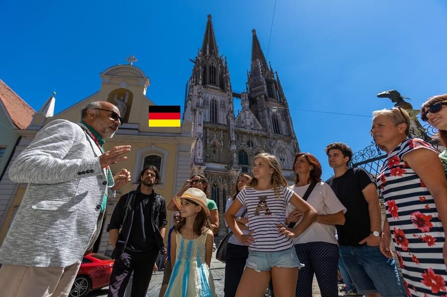 Regensburg: Guided City Walking Tour of the Old Town - Starting at Rathausplatz in the heart of Regensburg