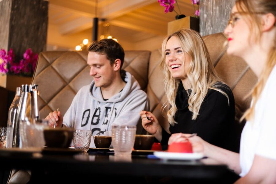 Reykjavik: Guided Foodie Walking Tour with 6 Tastings - Seafood in the capital’s harbor city