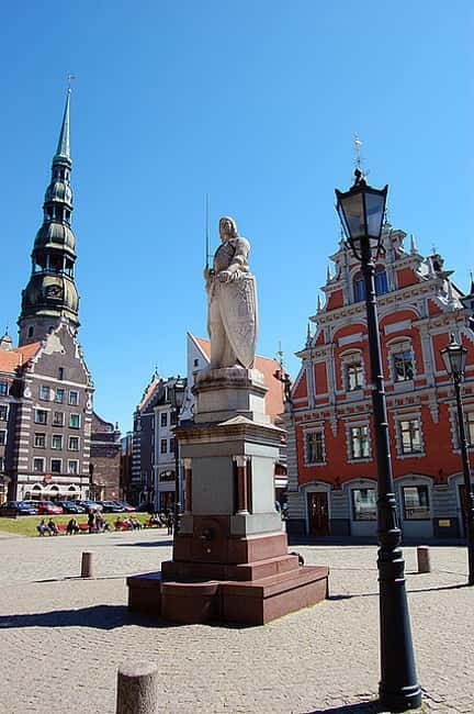 Riga Classical Old Town 2-Hour Walking Tour - Three Brothers and the city’s oldest stone homes