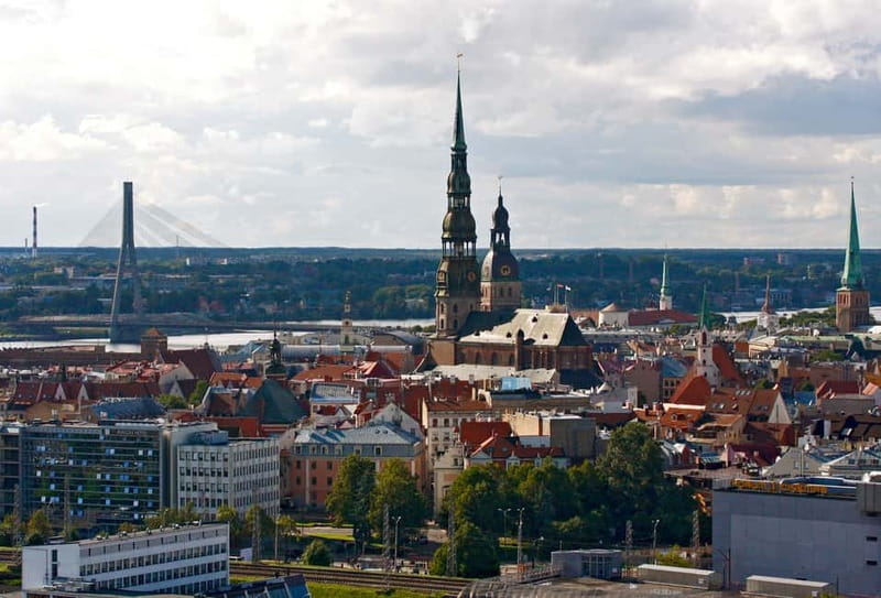 Riga: Guided Old Town Walking Tour - The Great and Small Guild Halls