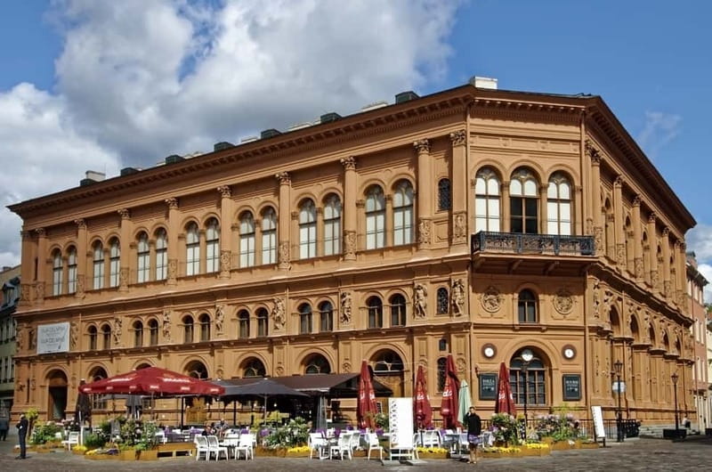 Riga: Guided Old Town Walking Tour - Starting near Grēcinieku Street 18