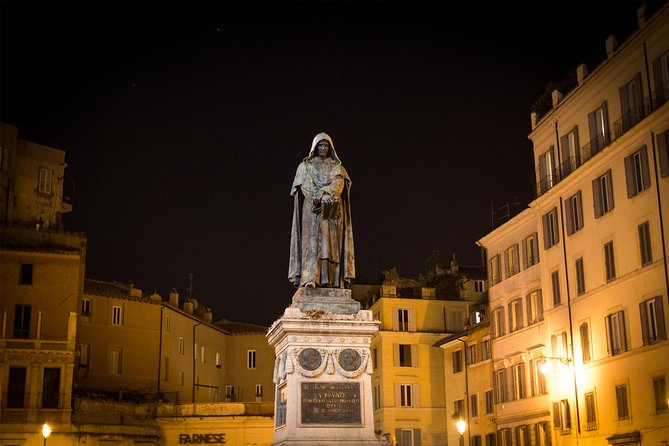Rome by Night Walking Tour - Legends & Criminal Stories - Why Rome feels different after sunset