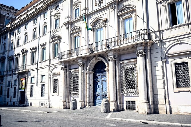 Rome Food Tour in the Historic Centre with 8+ Food Tastings - Two Roman pastas, the heart of the meal
