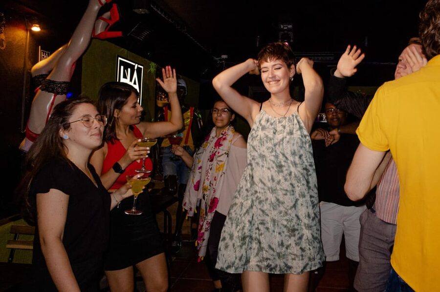 Rome: Forbidden History Walking Tour & Pub Crawl with Drinks - What you drink along the way