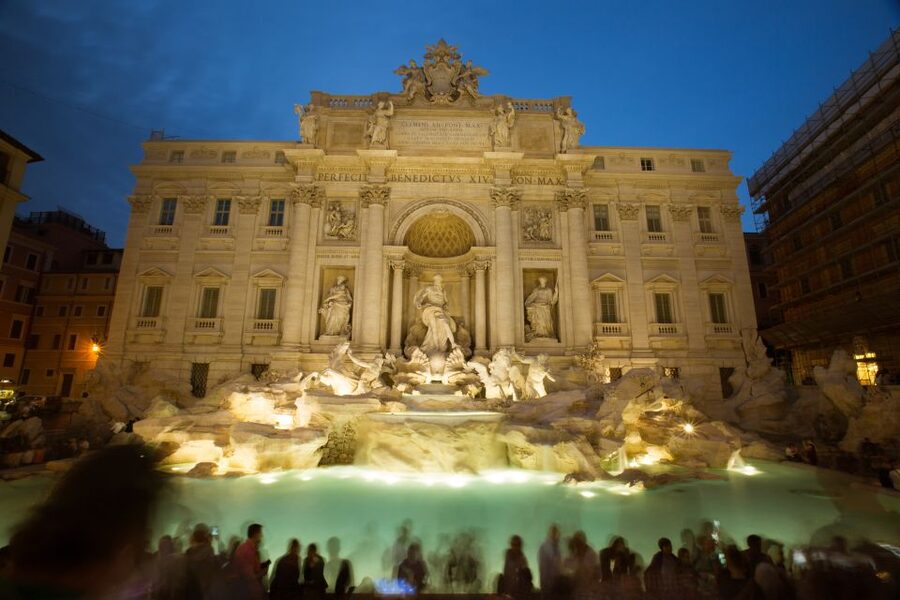 Rome: Guided City Center Evening Sightseeing Walking Tour - Piazza Navona and four monumental fountains