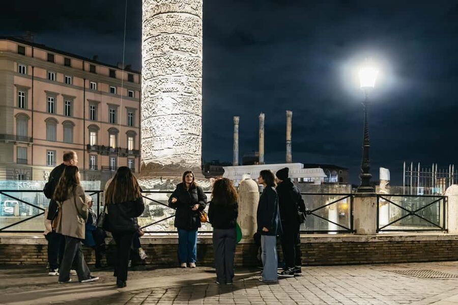 Rome: Small-Group City Highlights Moonlight Walking Tour - Sant’Ignazio and Galleria Sciarra add texture