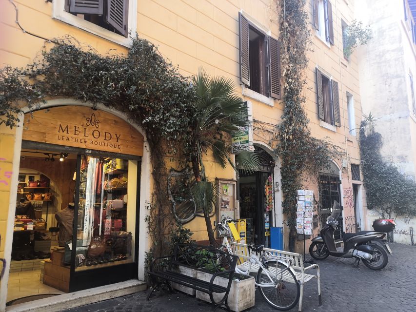 Rome: Trastevere & Campo de Fiori Street Food Walking Tour - Piazza Trilussa and Trastevere’s local rhythm