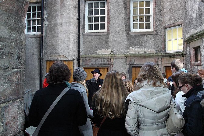 Royal Mile and Edinburgh Castle - Small Group Walking Tour - Castlehill and the first broad views