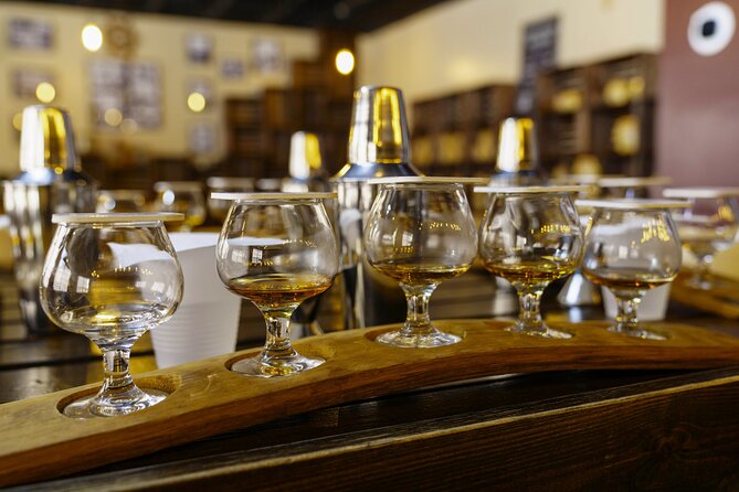 Rum Tasting and Food Walking Tour in Nassau Bahamas - The final hour in a secret-style speakeasy