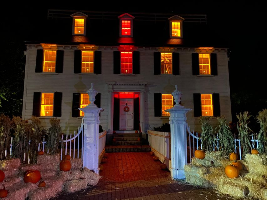 Salem, MA: History and Hauntings Guided Walking Tour - Chestnut Street and Salem’s grandest architecture