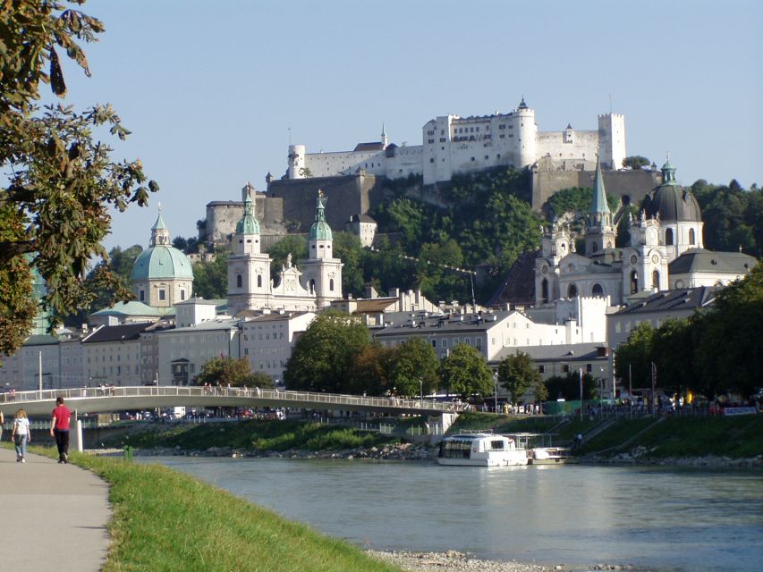 Salzburg 2.5-Hour Walking Tour: Mozart, Old Town & More - What the guides add to the walk